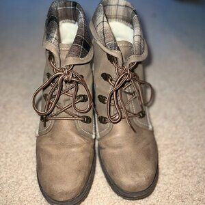 Sporto "Flipper" Ankle Boots